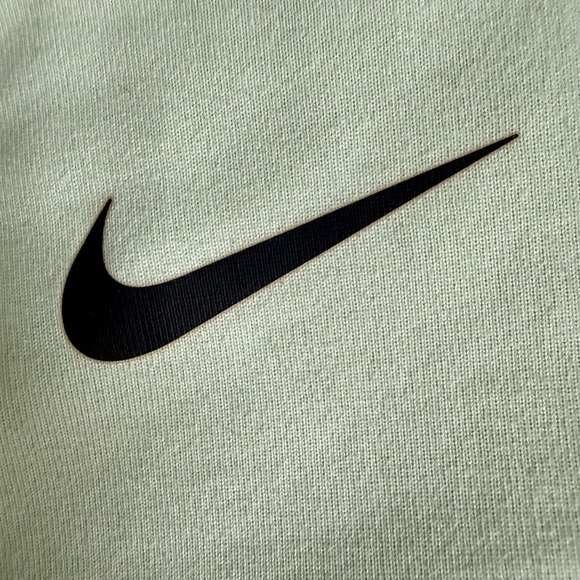 Nike Dri-Fit Tee Men’s XL Light Green Athletic Training Shirt - Picture 2 of 11